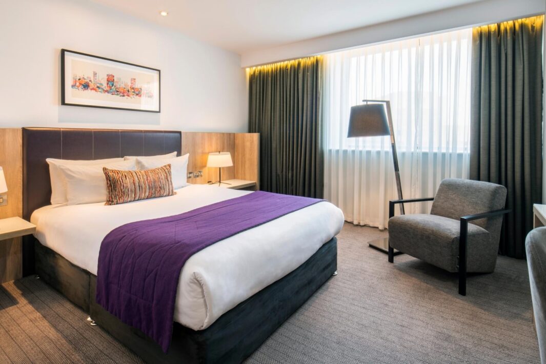 Deluxe Bedroom